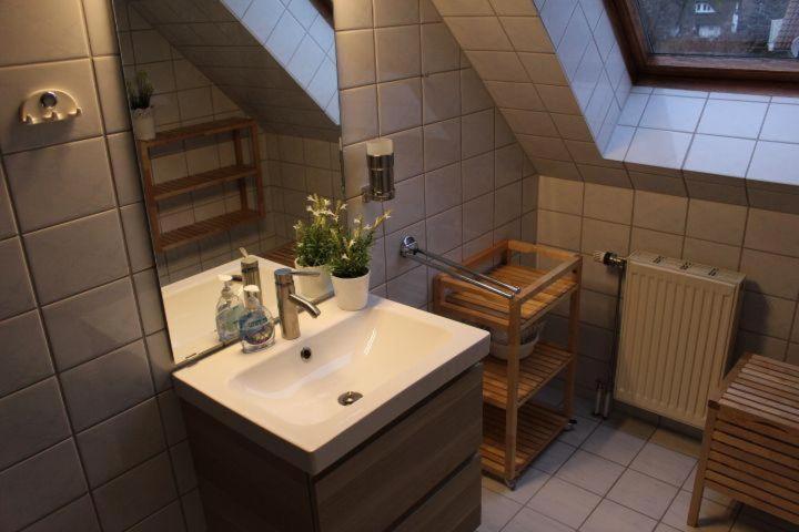 Ferienwohnung-Nils-Holgerson-Mit-Balkon-Zwischen-Strand-Wald-Wiese-Im-Suedosten-Der-Insel-Ruegen Gustow  Dış mekan fotoğraf
