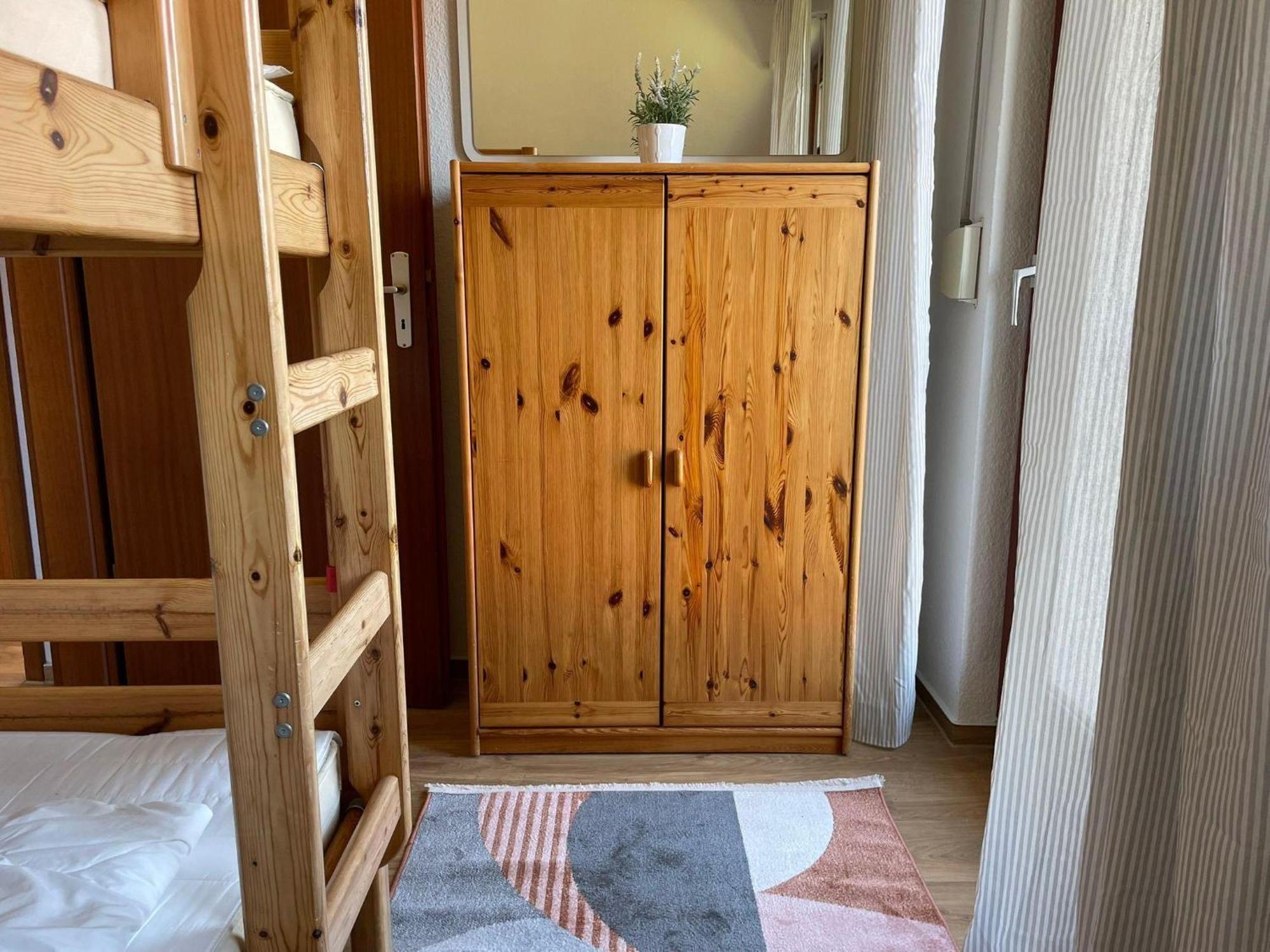Ferienwohnung-Nils-Holgerson-Mit-Balkon-Zwischen-Strand-Wald-Wiese-Im-Suedosten-Der-Insel-Ruegen Gustow  Dış mekan fotoğraf